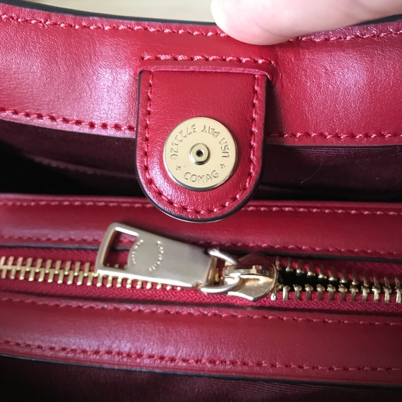 ✅Coach Set - Picture 12 of 16